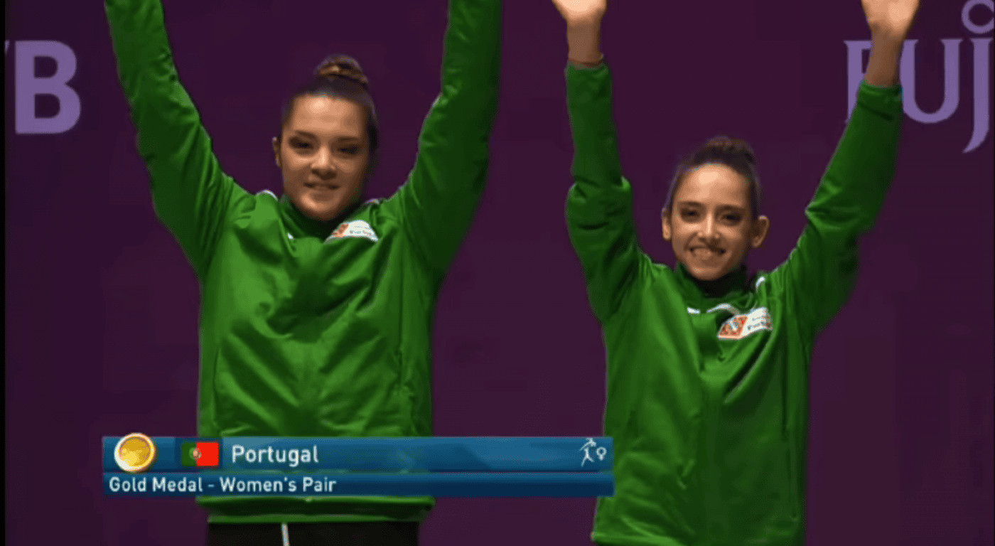 Rita Ferreira e Ana Teixeira conquistam ouro no Mundial de ginástica acrobática