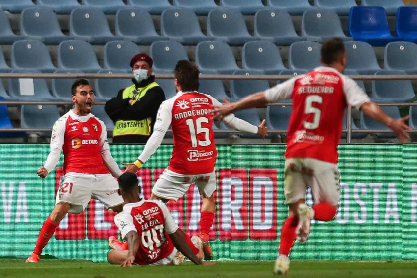 Braga vence Vizela com "hat-trick" de Horta e golo de Mario González&nbsp;