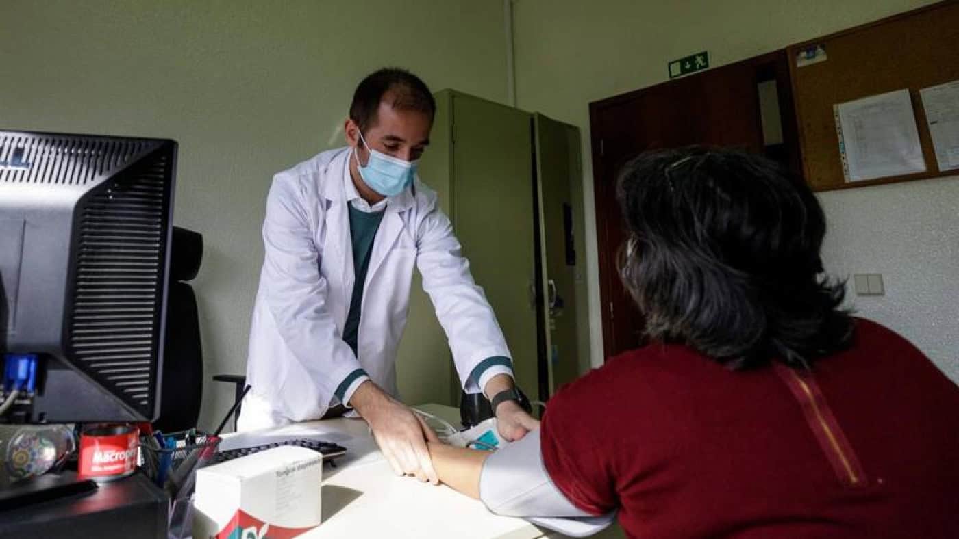 Portugal volta a ter mais de um milhão de pessoas sem médico de família