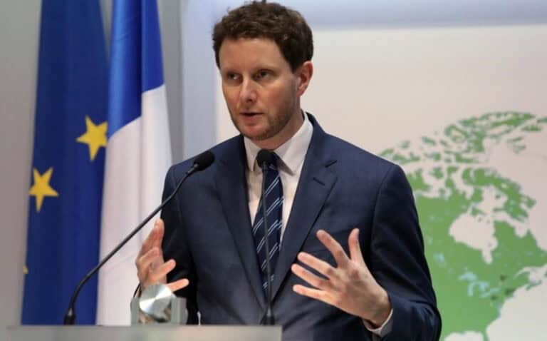 Ministro francês aconselha população a evitar férias em Portugal