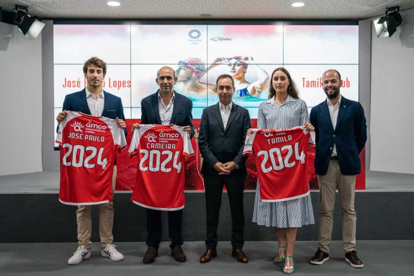 SC Braga renova contrato com nadadores olímpicos