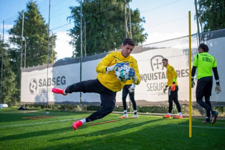 Vitória SC cede guarda-redes Jhonatan ao Rio Ave