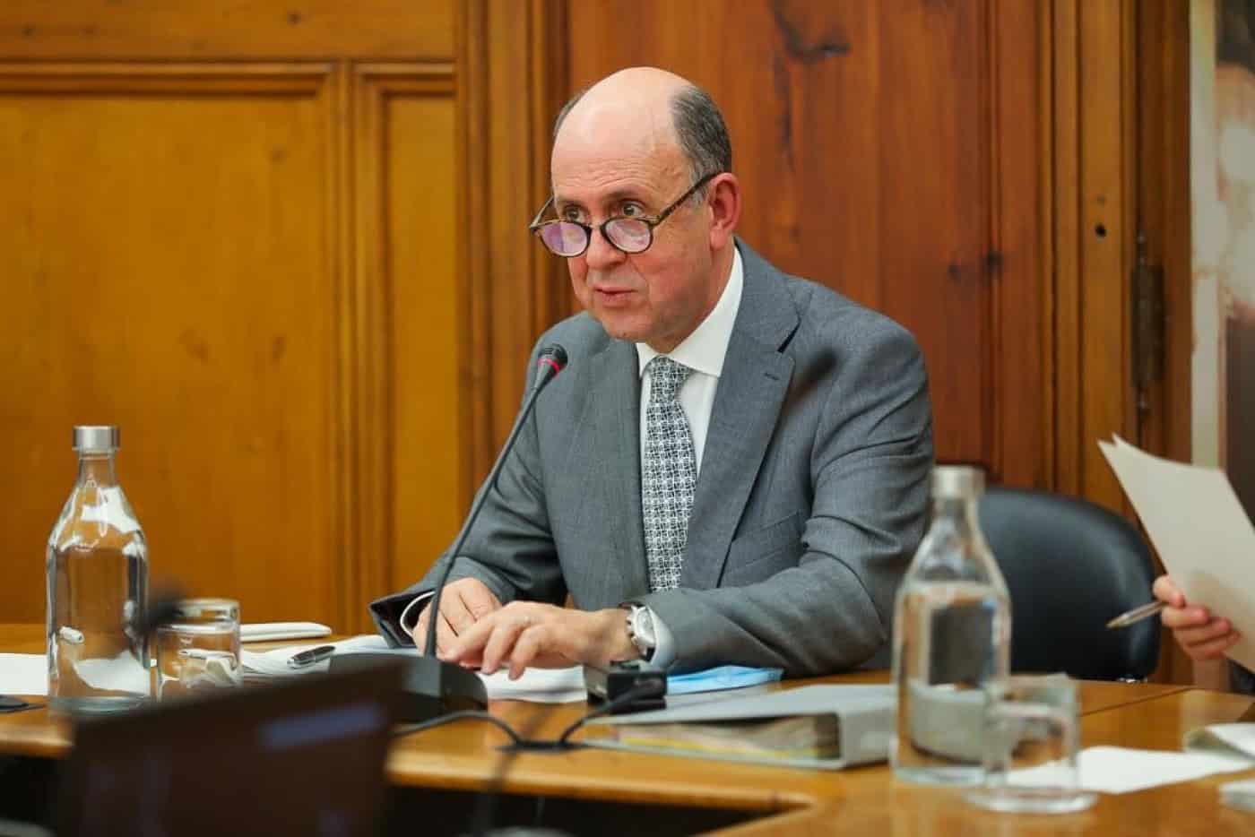 “É preciso concluir com dignidade aquele que foi um compromisso para doze anos”