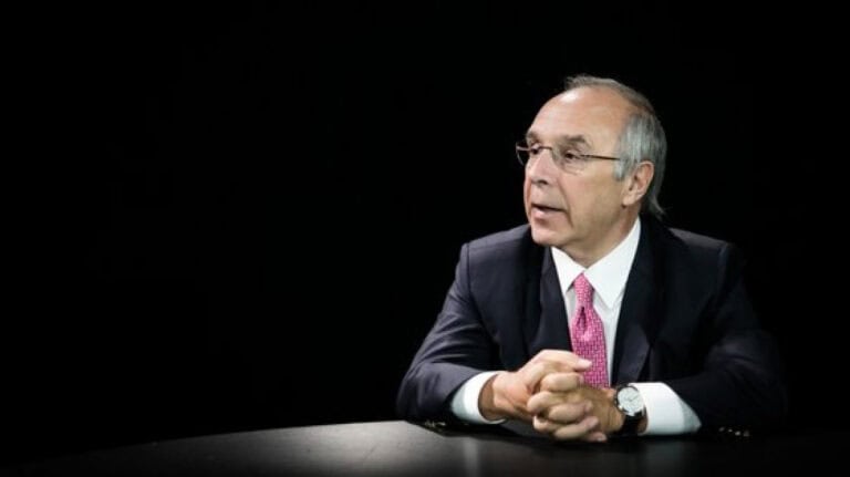 Marques Mendes avança que peritos vão propor fim das restrições horárias