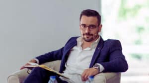 "Em 2025, não estarei disponível para deixar nas mãos de outros o destino coletivo"