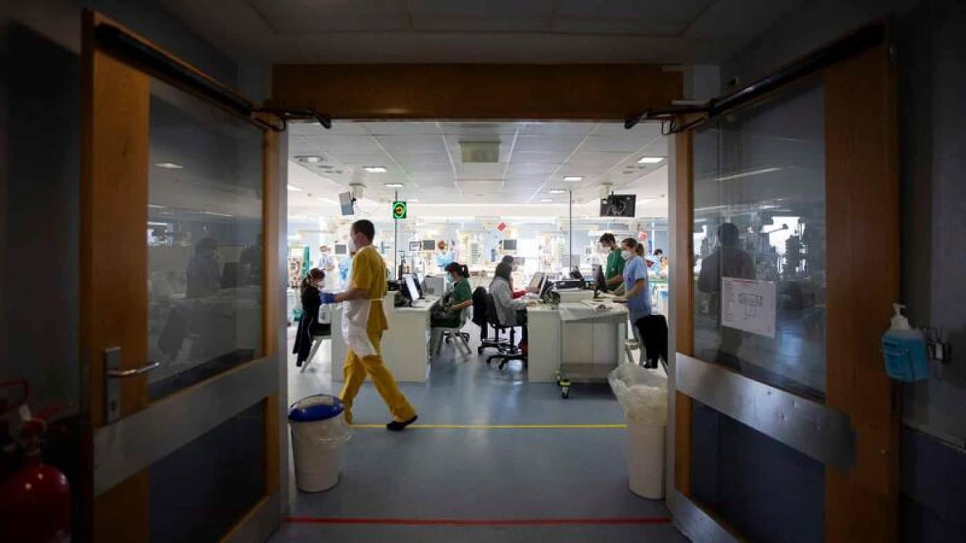 Portugal tem hoje menos internados por covid-19