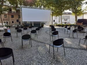 Cineclube de Guimarães exibe oito filmes no Largo Condessa do Juncal