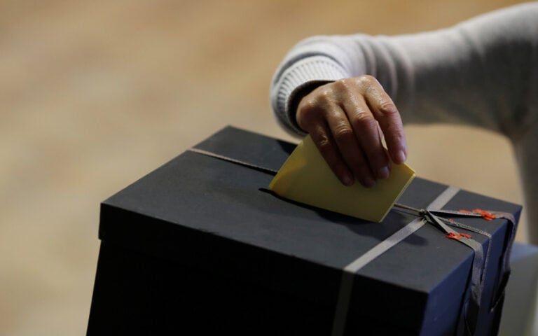 Dos 3.000 aos 166 mil euros. Confira os orçamentos de campanha dos candidatos à CMB