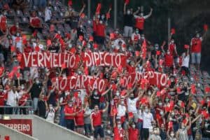 SCB manifesta-se contra o cartão de adepto