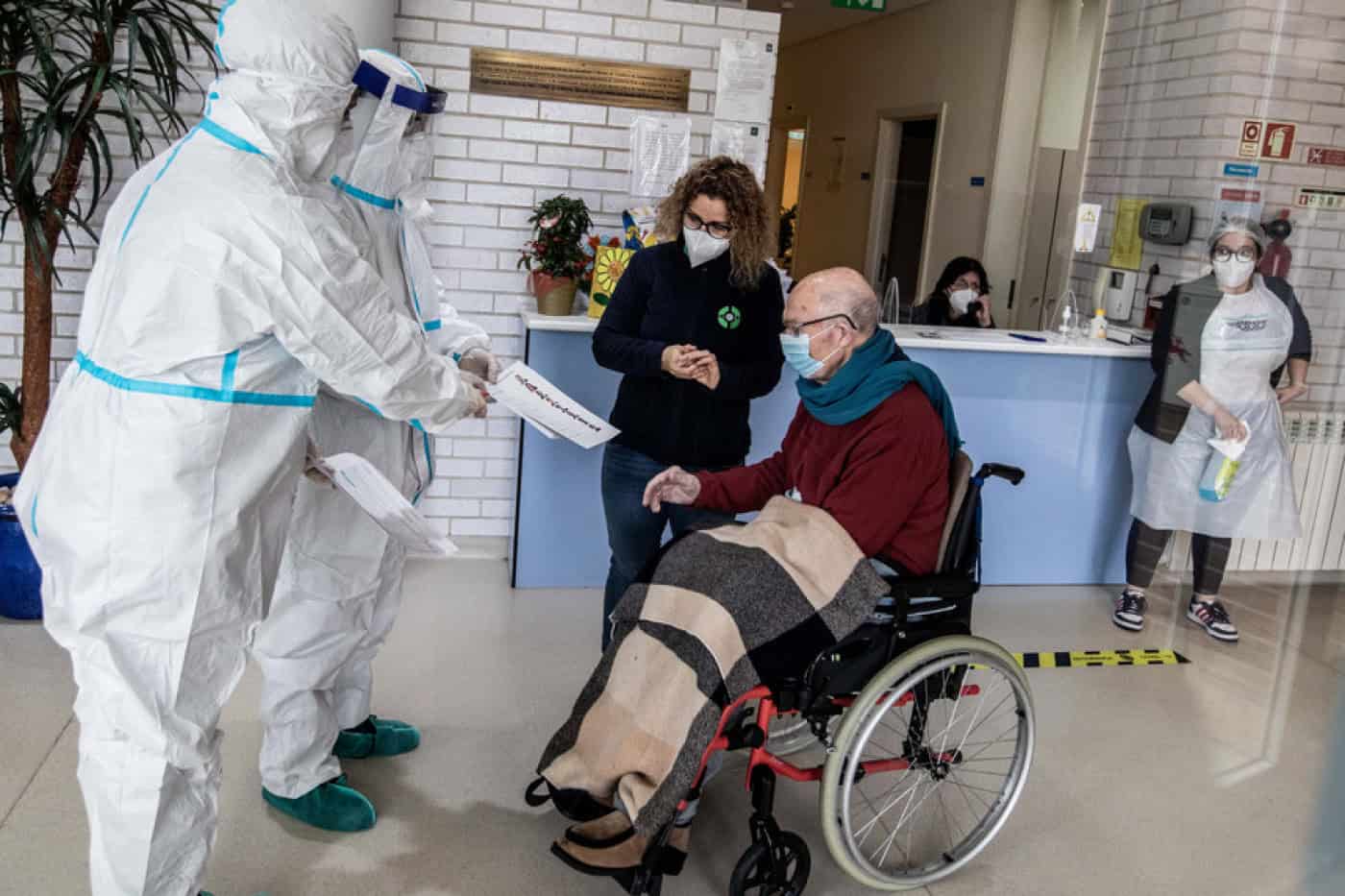 Eleitores em isolamento poderão votar antecipadamente nas autárquicas de setembro