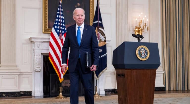 Biden quer EUA fora do Afeganistão até ao fim do mês