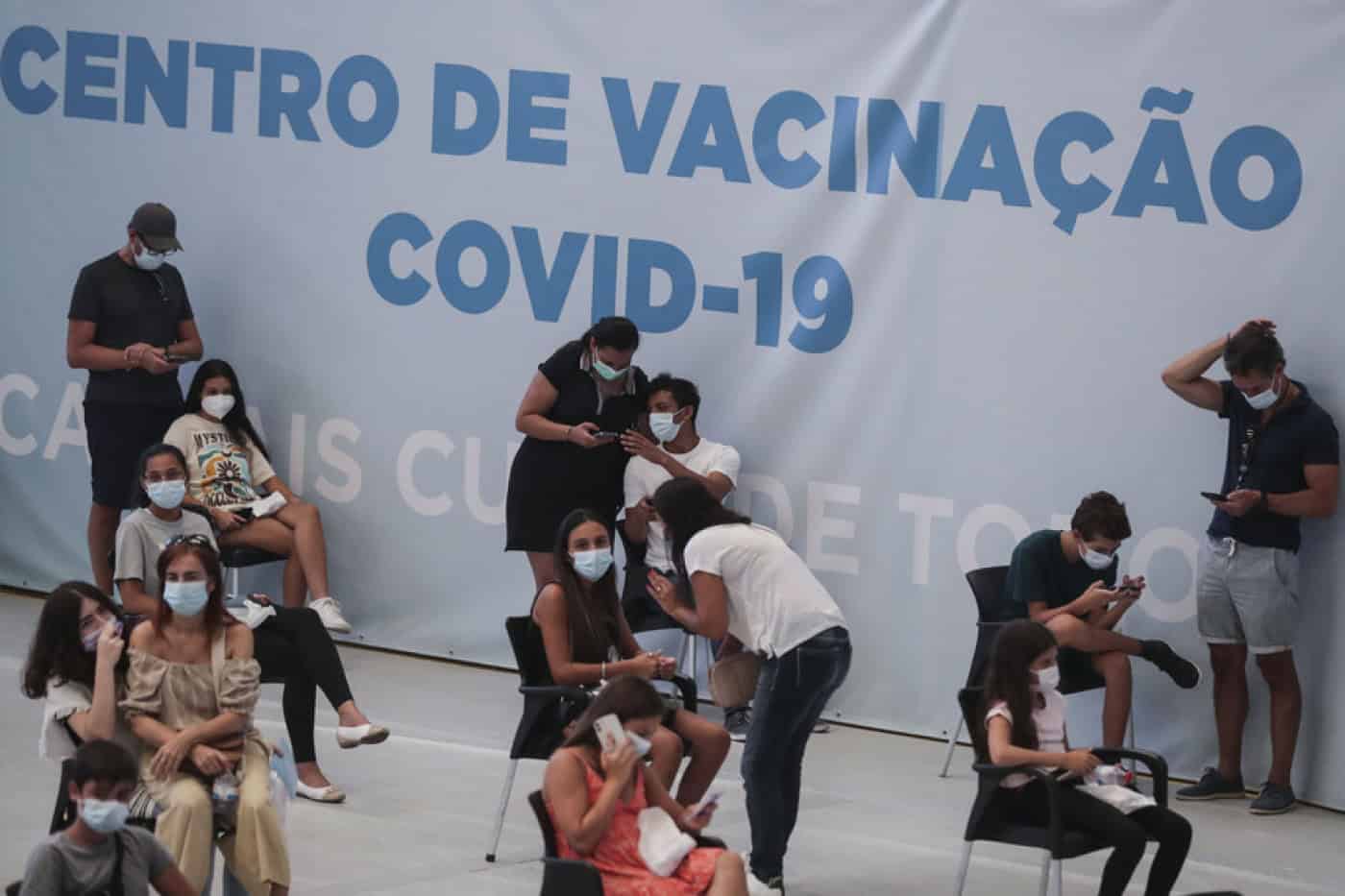 Covid-19. Mais de 100.000 pessoas vacinadas no fim de semana