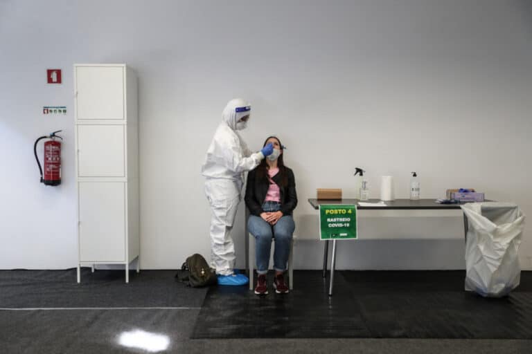 Portugal com mais 14 mortes e 1.565 novos casos de covid-19 em 24 horas