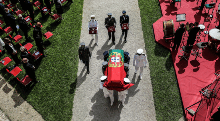Homenagem e funeral com Honras de Estado no último adeus a Jorge Sampaio&nbsp;