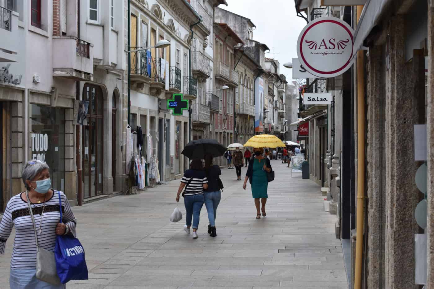 Covid-19: Internamentos baixam para números de há dois meses