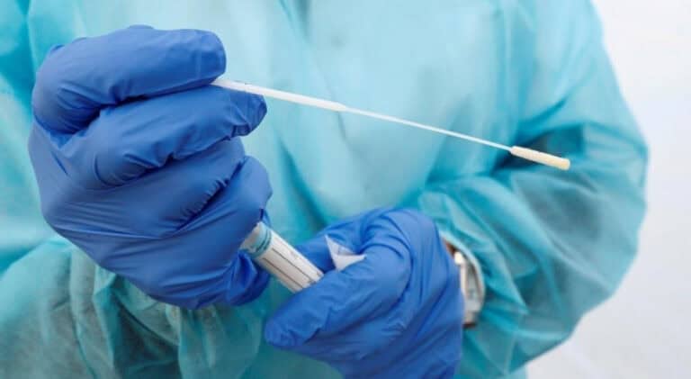 Covid-19. Alunos do secundário iniciam testagem&nbsp;