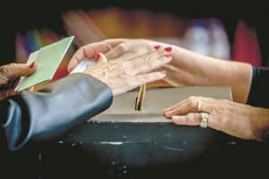 Os oito candidatos à CMB já votaram&nbsp;