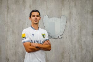Alexandre Penetra renova com FC Famalicão até 2026