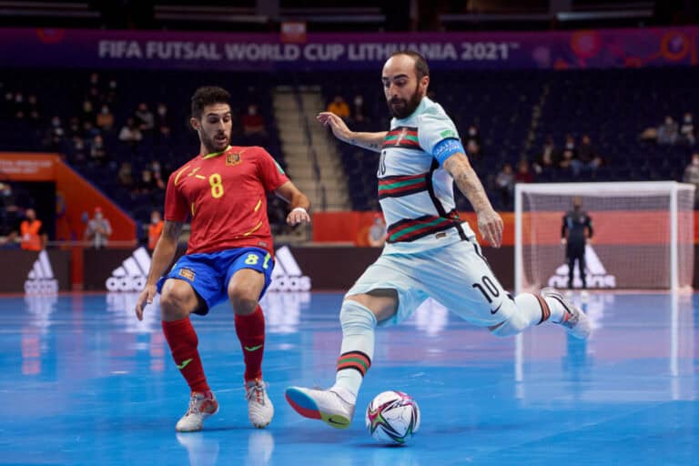 Portugal nas meias-finais do Mundial de futsal ao bater Espanha no prolongamento