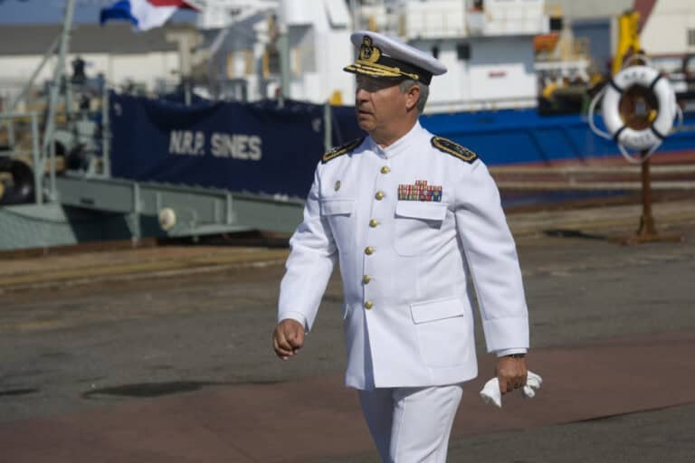 Costa pede audiência a Marcelo para "esclarecer equívocos"