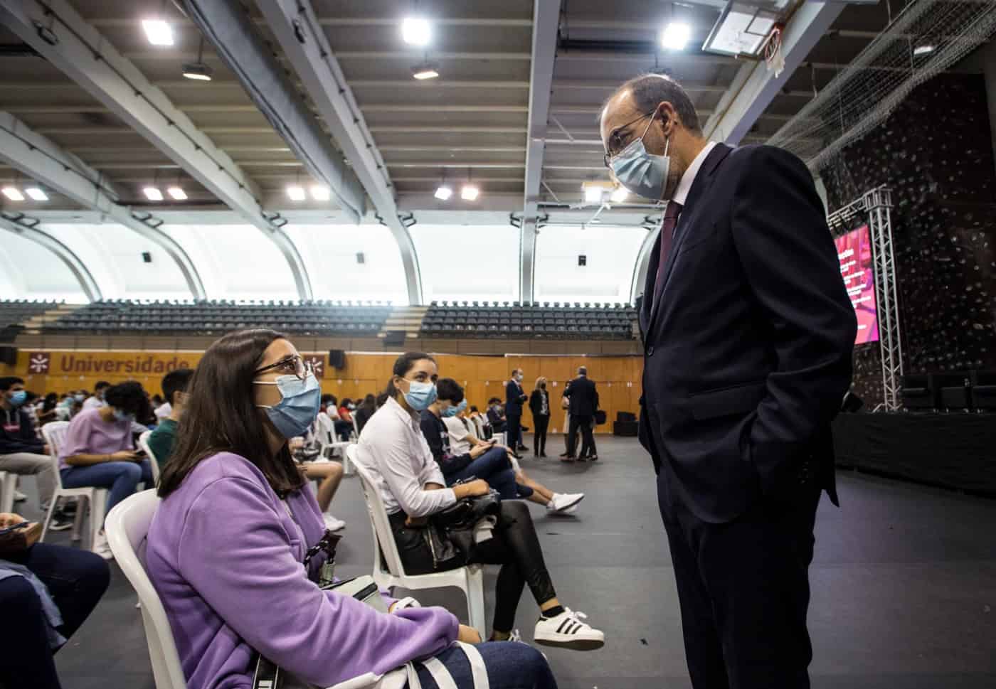 Reitor da UMinho apela ao "compromisso de todos" no arranque do ano letivo