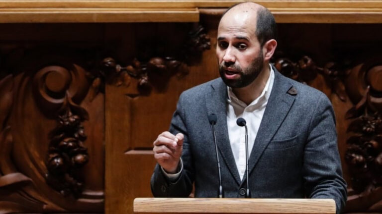 OE2022. BE afirma que negociações estão longe de ter sucesso