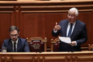 Costa hoje no Parlamento num debate já marcado pelo Orçamento do Estado&nbsp;