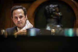 Fernando Medina renuncia ao cargo de vereador na Câmara de Lisboa