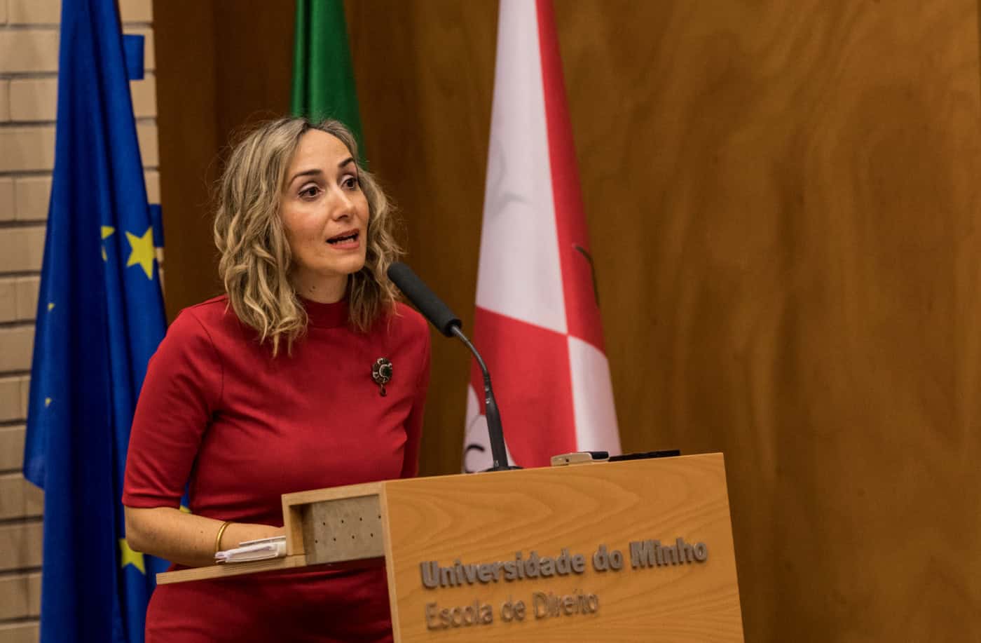 Eleições UMinho: Clara Calheiros quer dar um novo rumo à academia