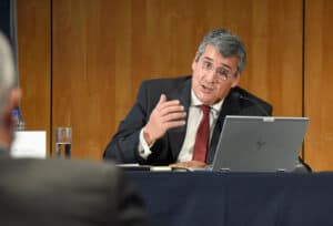 O Estado não pode ser “forte na capital e frágil no resto do país” - António Cunha