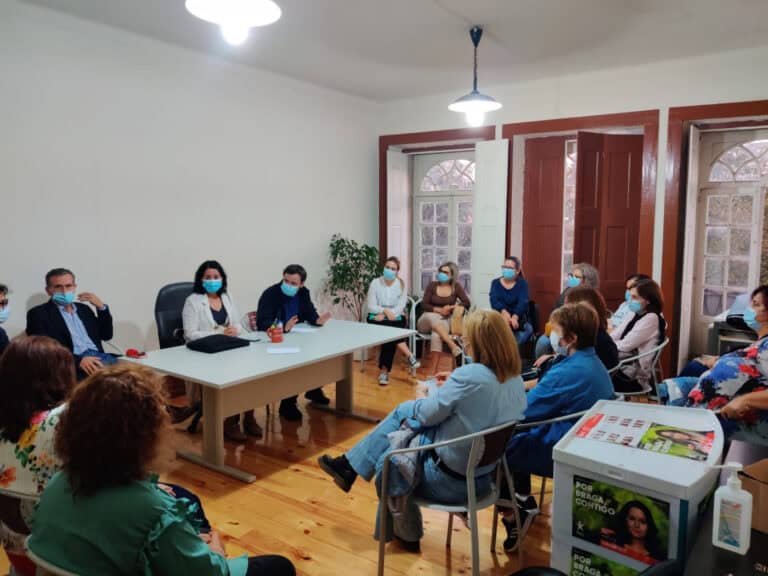 BE vai questionar ministra do Trabalho sobre direitos das amas&nbsp;