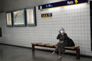 Portugal com mais 3 mortes e 829 novos casos de covid-19&nbsp;