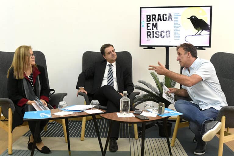 Braga em Risco expõe trabalhos de mais de uma centena de ilustradores