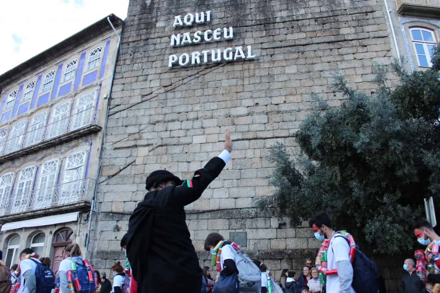 Latas voltaram a ecoar pelas ruas de Guimarães