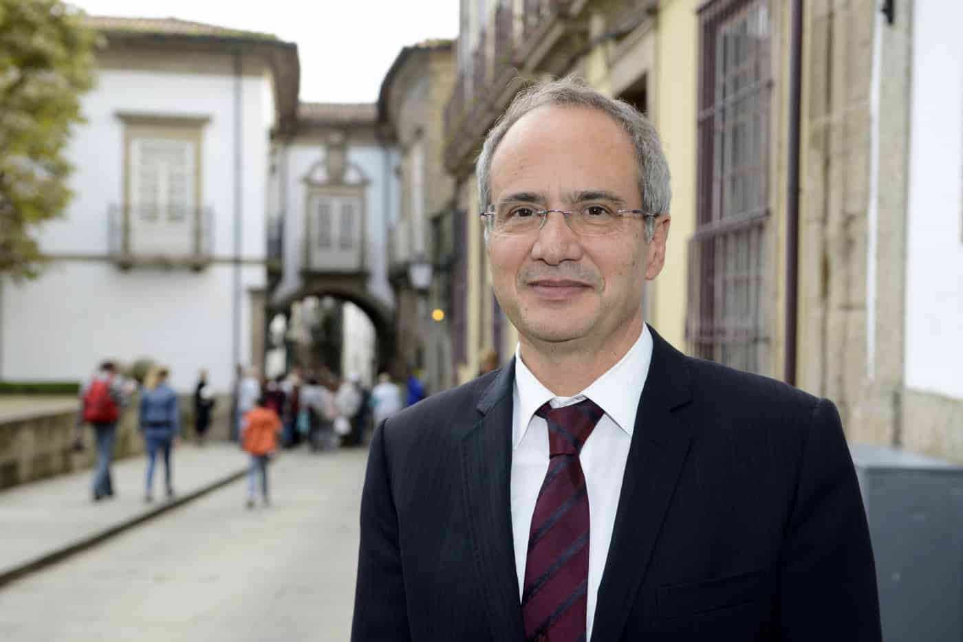 Crise política "não vai por em causa os compromissos que a Câmara tem com o Governo"