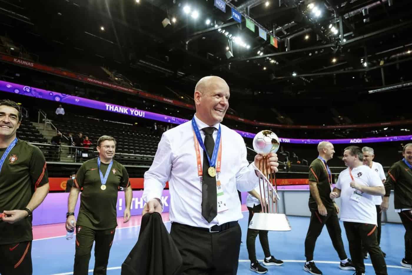 “A base da seleção já deixou de ser aquele núcleo duro de 10, 11 ou 12 jogadores”