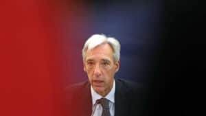 Ministro da Defesa diz que informou ONU em 2020 sobre suspeitas de tráfico por militares portugueses