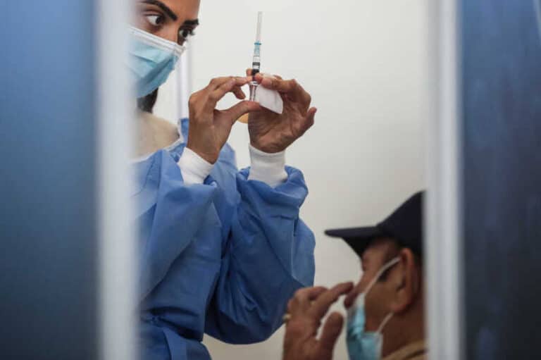 Covid-19: Vacinação completa mantém-se nos 86%&nbsp;