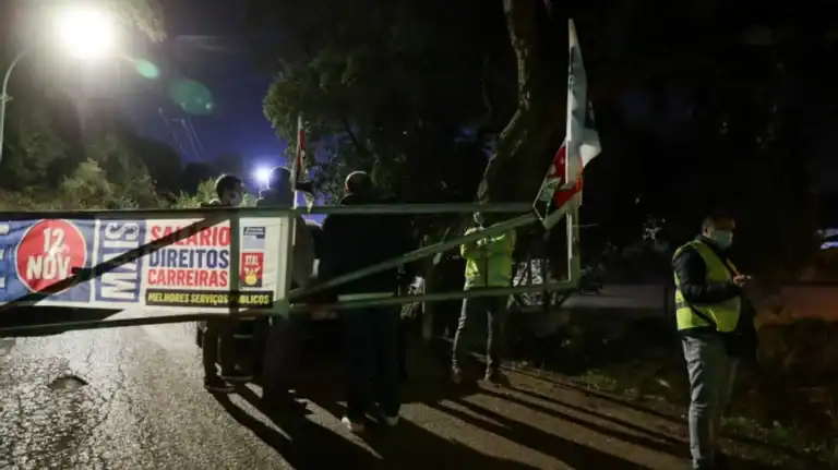 Greve da função pública com "forte adesão" ao início da noite