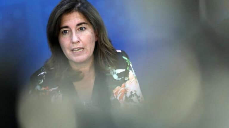 Governo e parceiros sociais discutem nesta terça-feira a atualização do salário mínimo nacional&nbsp;