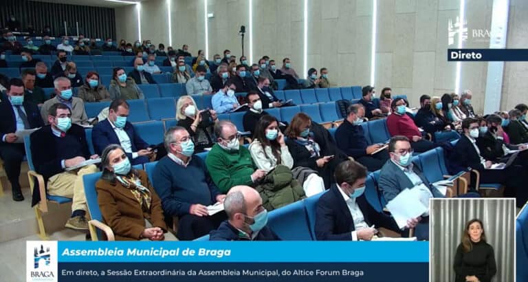 Deputados municipais aprovam transferência de competências para a CIM Cávado