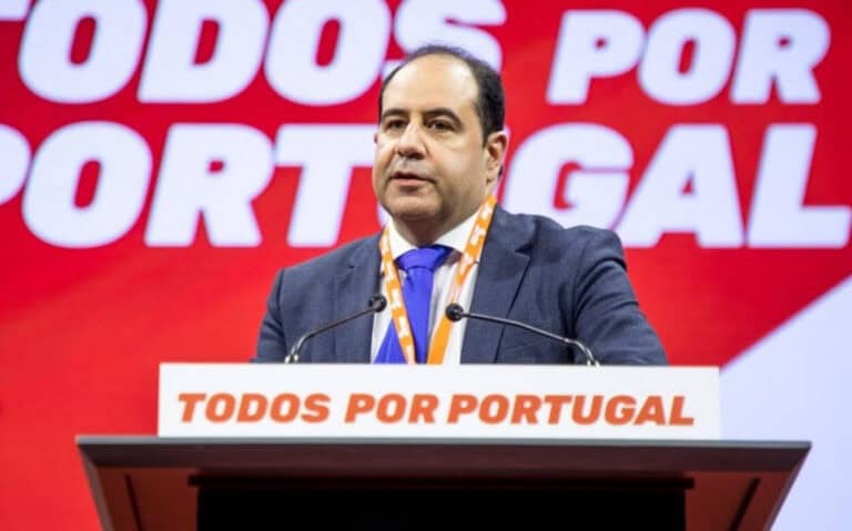 Nuno Miguel Henriques desiste da corrida à liderança do PSD "a bem do partido e do país"