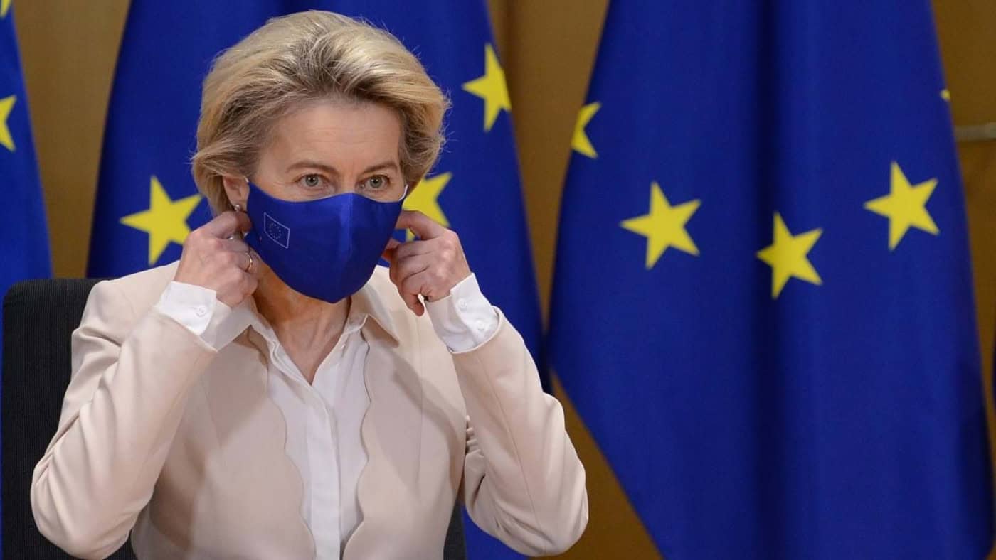 Von der Leyen insiste na eficácia das vacinas e dá exemplo de Portugal
