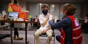 EMA recomenda vacina da Pfizer para crianças dos 5 aos 11 anos