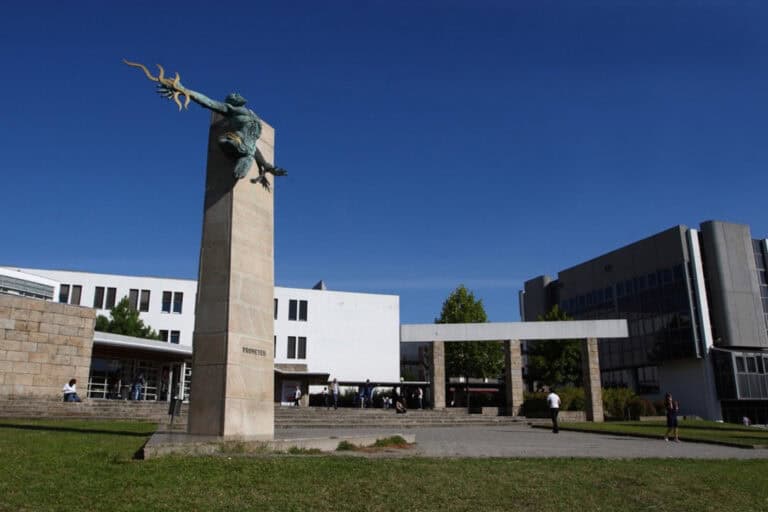 Estudantes da UMinho saem à rua para dizer não ao assédio