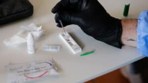 Portugal regista mais 2.898 casos, 13 mortes e 75 novos internamentos