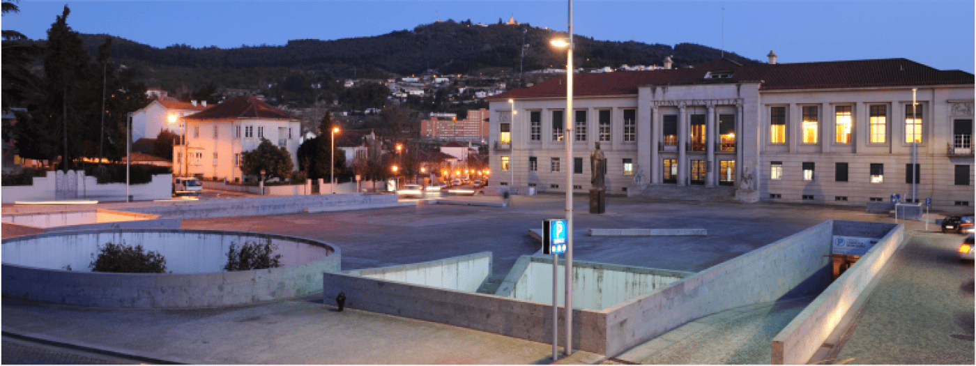 Parque da Mumadona. Oposição acusa Câmara de “empurrar problema com a barriga”