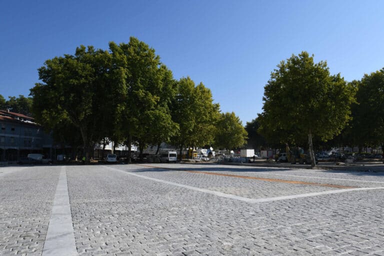 Famalicão com mais 1500 lugares de estacionamento gratuito no centro&nbsp;