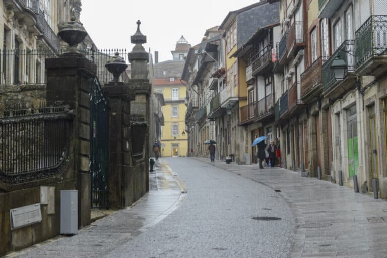 Concluídos os trabalhos na Rua D.João I