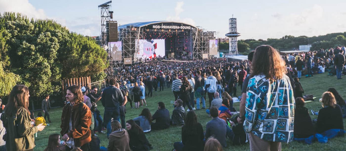 Interpol, Jhay Cortez, Grimes e Chico da Tina integram cartaz do Primavera Sound